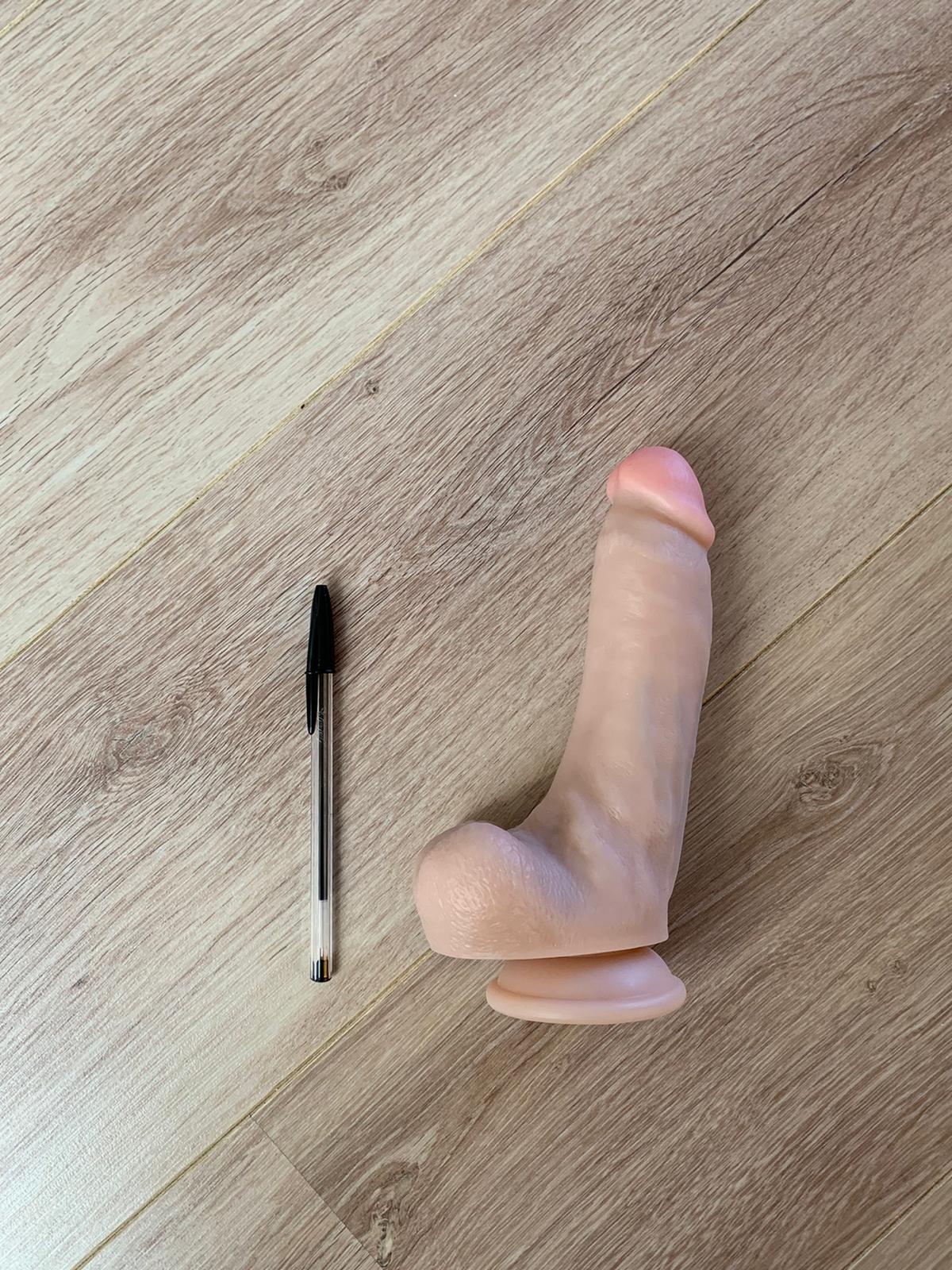 Realistische Dildo Met Balzak Cm Easytoys