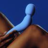 dame_products_-_com_wand_massager_blauw
