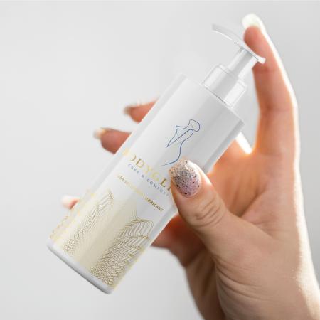 BodyGliss - Female Care Collection Care & Comfort Siliconen - 250 ml