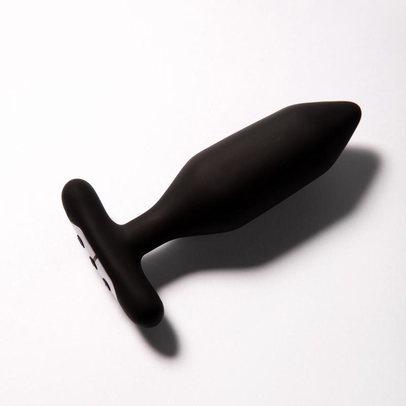 - Onyx Butt Plug with Remote Control 2