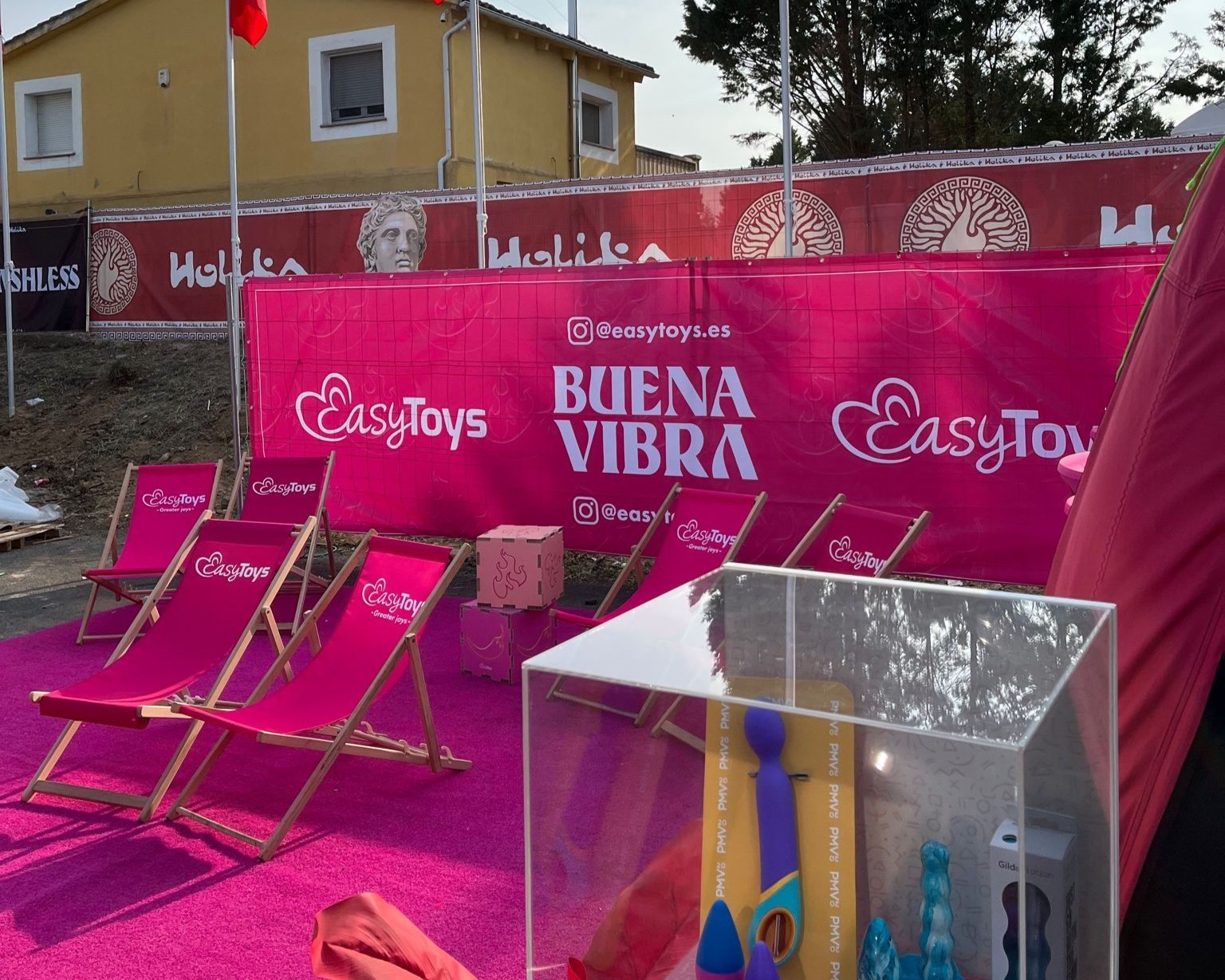 Buena Vibra en Holika Festiva